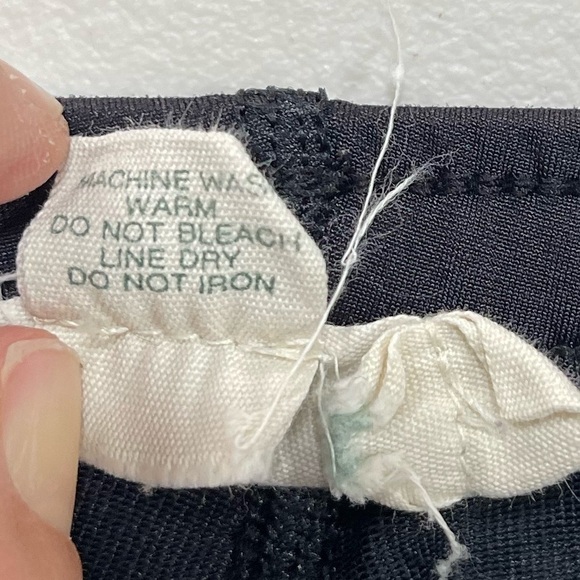 J. Crew black leggings with zippered ankles. Women’s size M - Picture 10 of 10